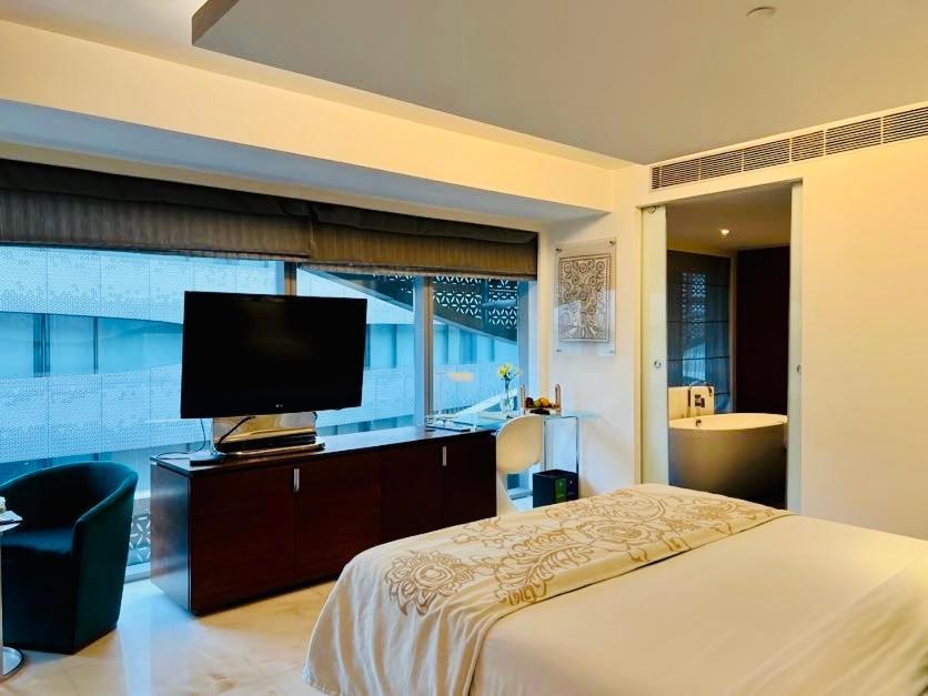 The Park Hyderabad, Banjara Hills Near Hussain Sagar Hotel